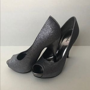 Sparkly gray/silver heels.